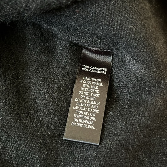 Saks 5th Ave Cashmere Cowlneck XS - Picture 6 of 6
